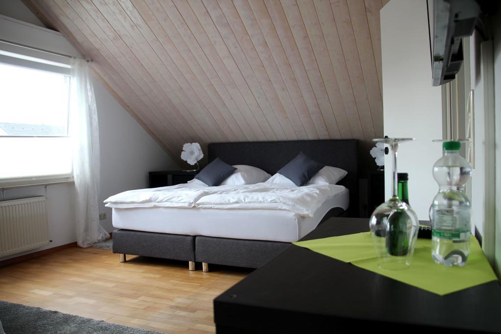Ferienwohnung Stadtgrenze Fürth Екстериор снимка