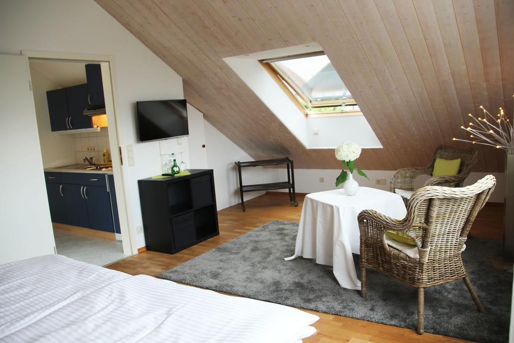 Ferienwohnung Stadtgrenze Fürth Екстериор снимка